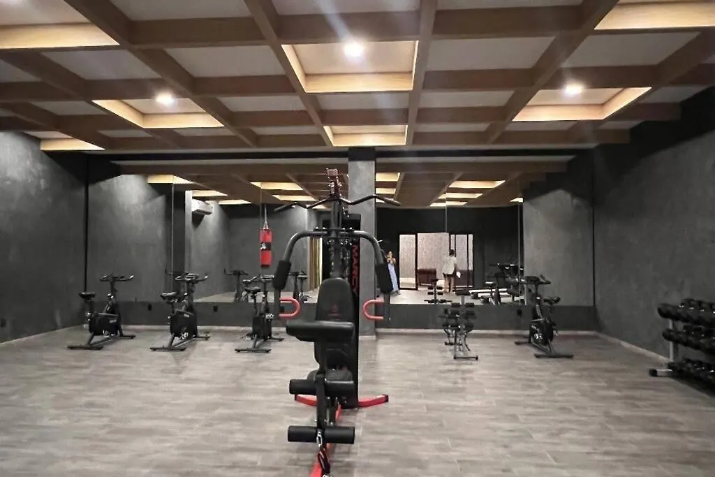 Loft, Gym, Pool, Internet Zama location